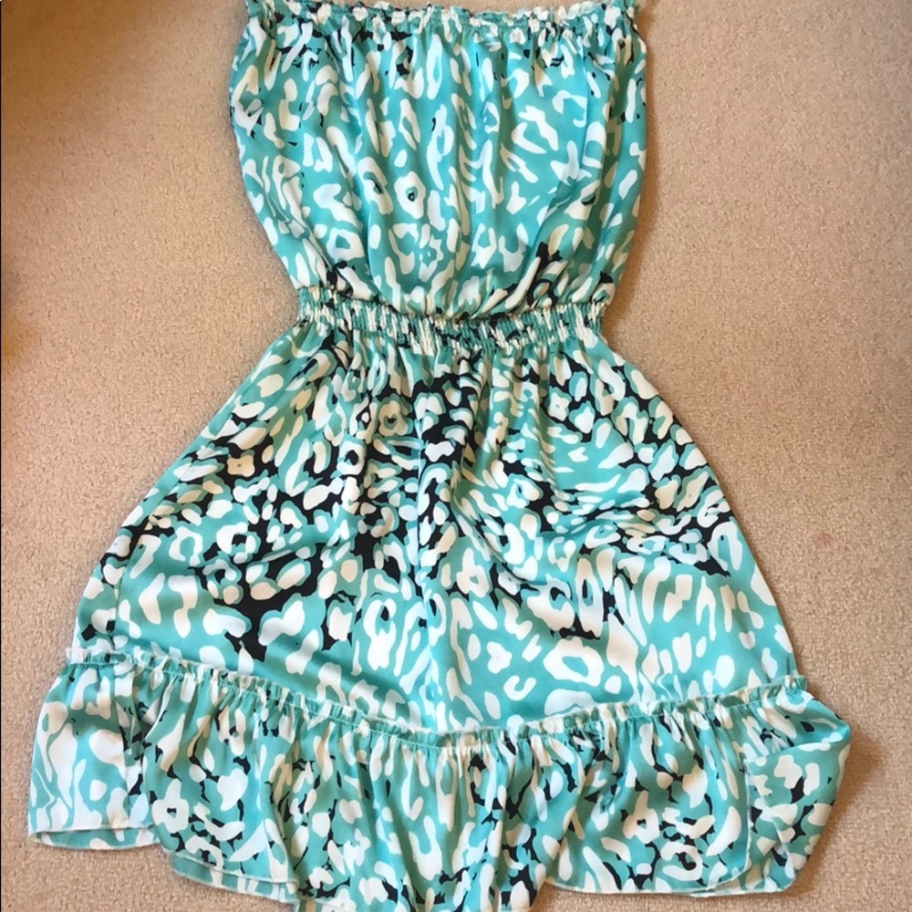 Strapless dress
